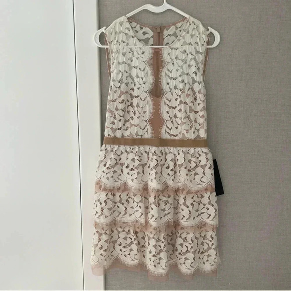 BCBGMaxAzria Dresses & Skirts - BCBGMaxazria Sophea Dress in Off White- Size 6; Brand New with Tags